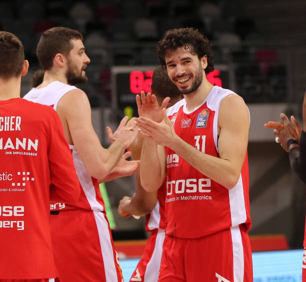 后的比赛中 后的比赛中