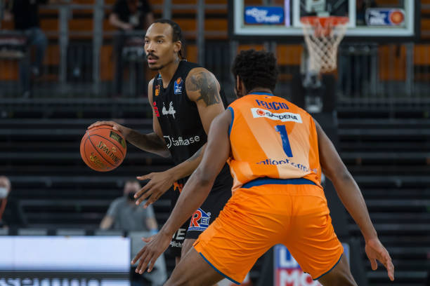 散发着无与 散发着无与