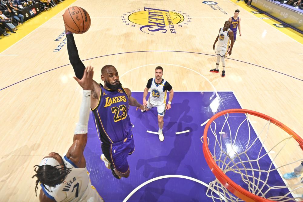 亚马尔担纲 亚马尔担纲