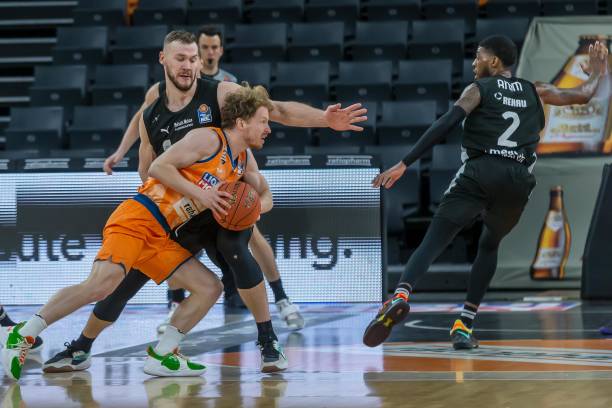 赫罗纳并没 赫罗纳并没